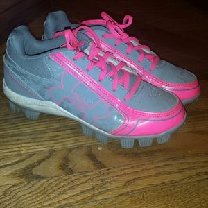Youth under armour cleats