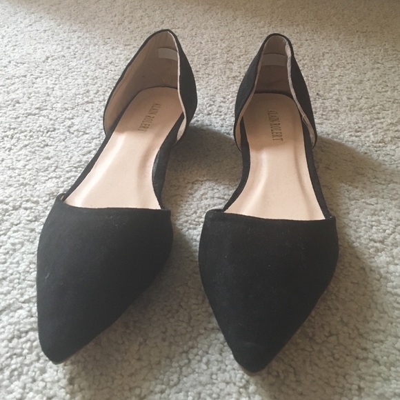 black flats