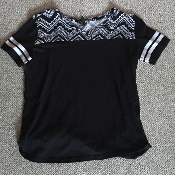 Black Aztec T-Shirt Rue 21
