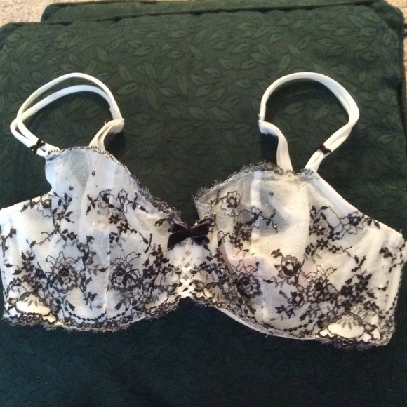 VS Unlined Demi Bra 34D