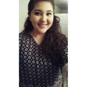 Meet your Posher, Kassandra