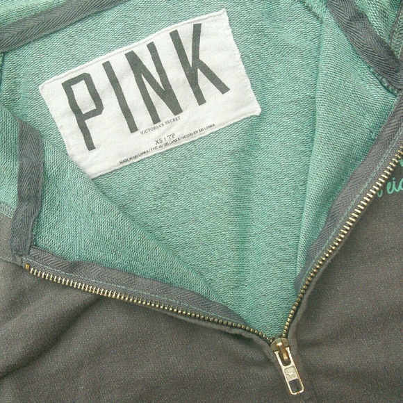 FINAL $! VS Pink 1986 Hooded Sweatshirt - Picture 3 of 4