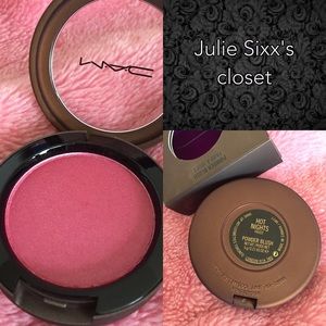 BNIB Mac Hot Nights blush limited edition