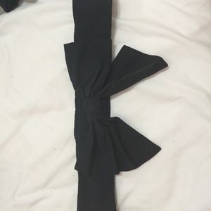 Dark Blue belt with a bow