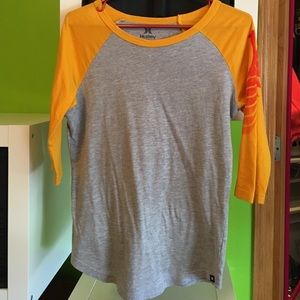Hurley baseball tee