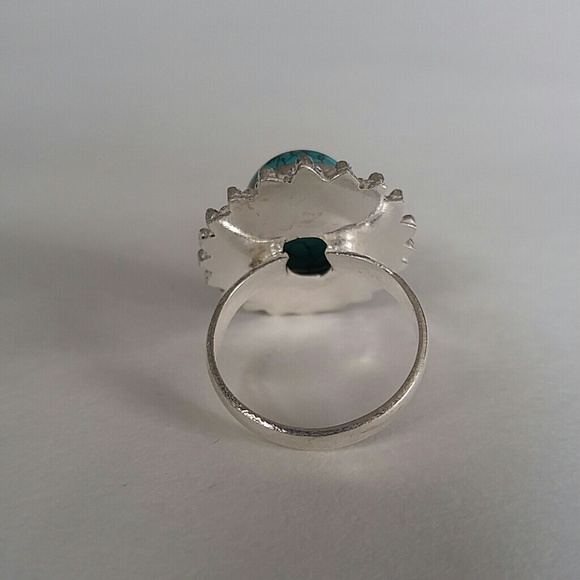 Handmade Sterling Silver Turquoise Ring. - Picture 3 of 4