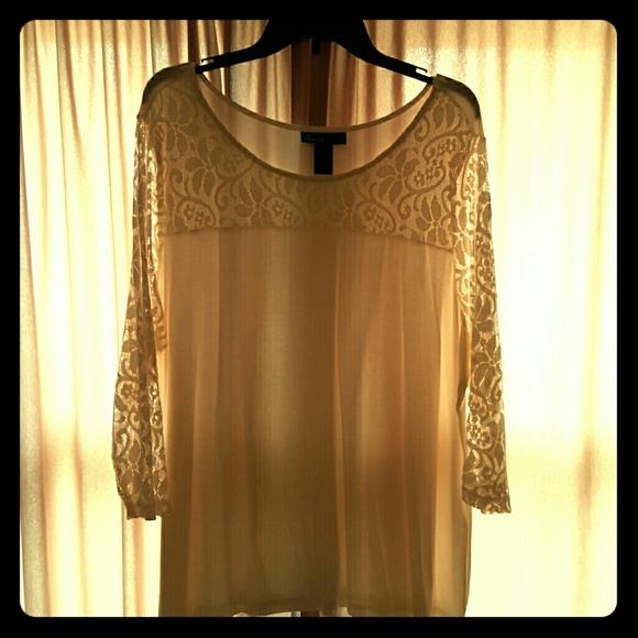 Lane Bryant cream lace & jersey knit tunic 18/20
