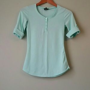 Women's rue21 shirt