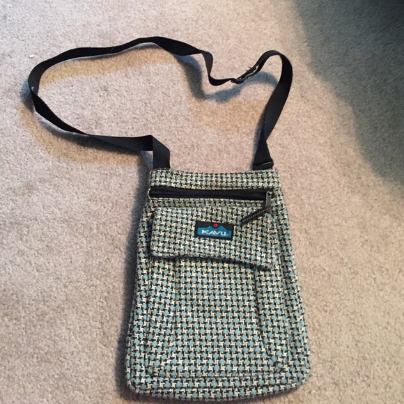 Kavu purse