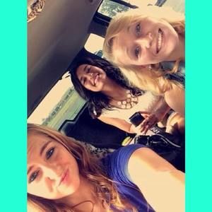 Meet your Posher, Leslie