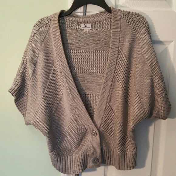 Short Knit Cardigan