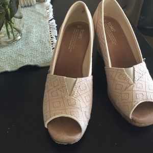 Women's Toms