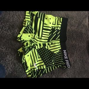 Pattern Nike pros