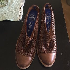 Jeffrey Cambell Ibiza Woven Huaraches brown Mules