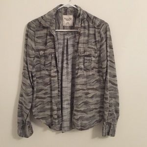 Camo American eagle button up