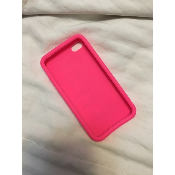 PINK iPhone 4 or 4s Rubber Case - Picture 2 of 2