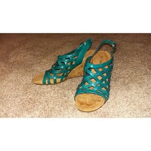 Aerosoles wedges NEVER WORN!