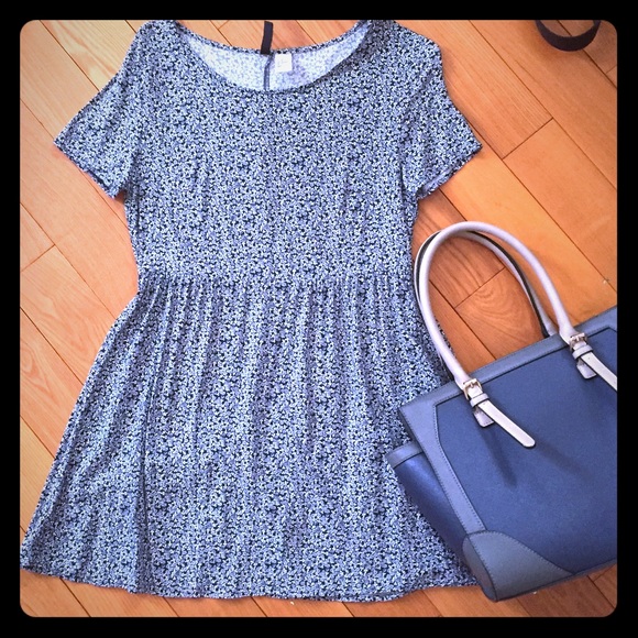 Cute dress for any season👍☀️