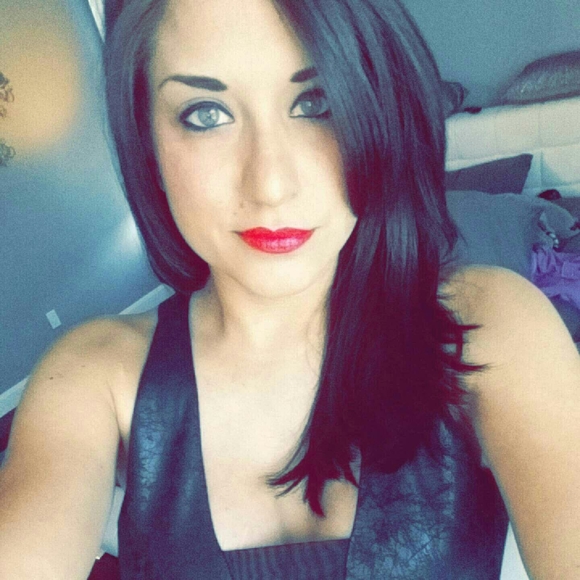 Meet your Posher, Marla