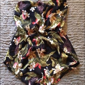 Floral romper size s