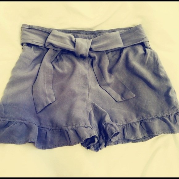 Free People Big Bow Ruffle Shorts - Picture 2 of 3