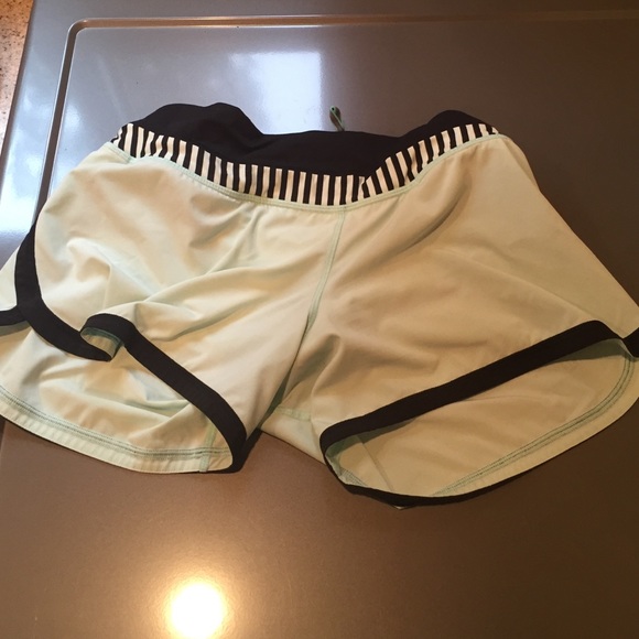 Size 6 Lululemon Shorts