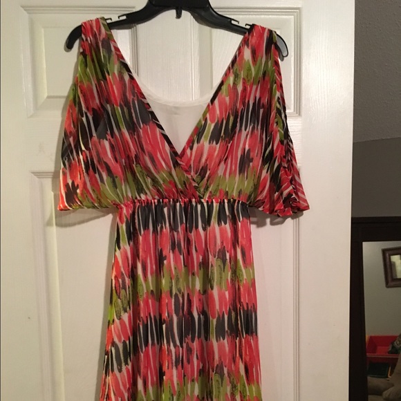 Dress - Picture 1 of 4