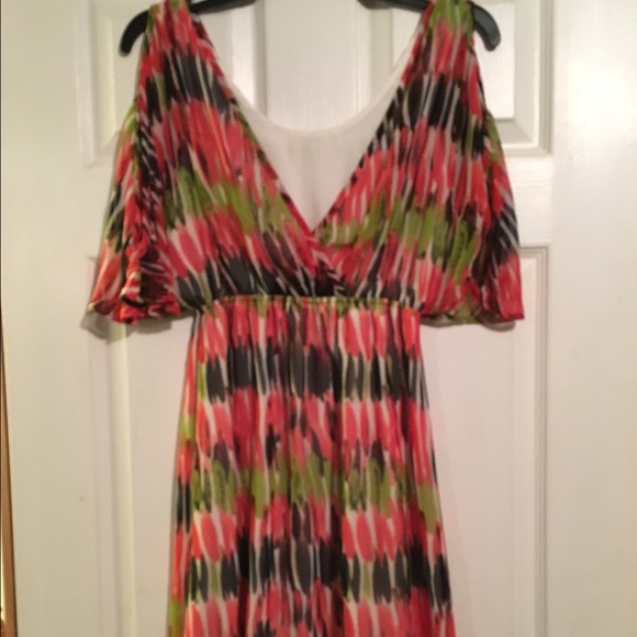 Dress - Picture 3 of 4