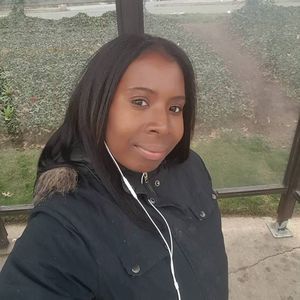 Meet your Posher, Felicia