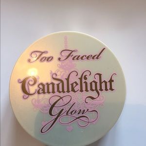 Too Faced Candlelight Glow Highlighter.