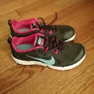 Nike running sneakers size 9.5