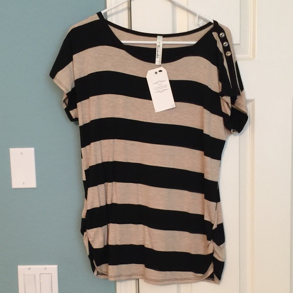Striped Flowy top with cute details