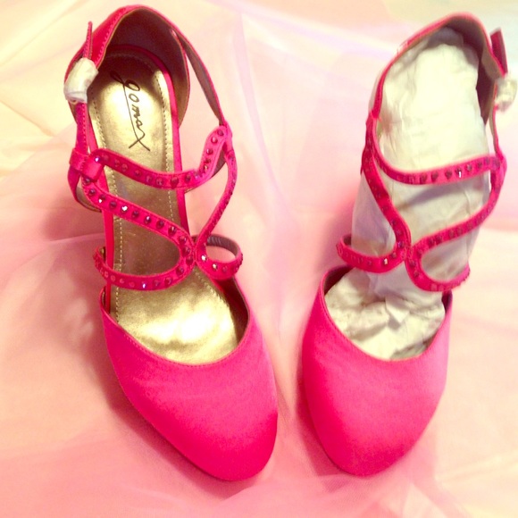 Never worn GORGEOUS 5" heels with rhinestones.