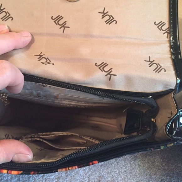 Fun floral shoulder bag - Picture 3 of 3