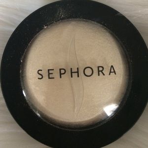 Sephora highlighter in color Stardust 01
