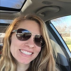 Meet your Posher, Erica