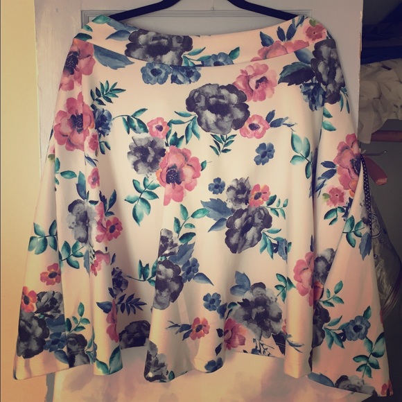 Torrid skirt