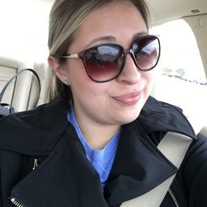 Meet your Posher, Frankiie