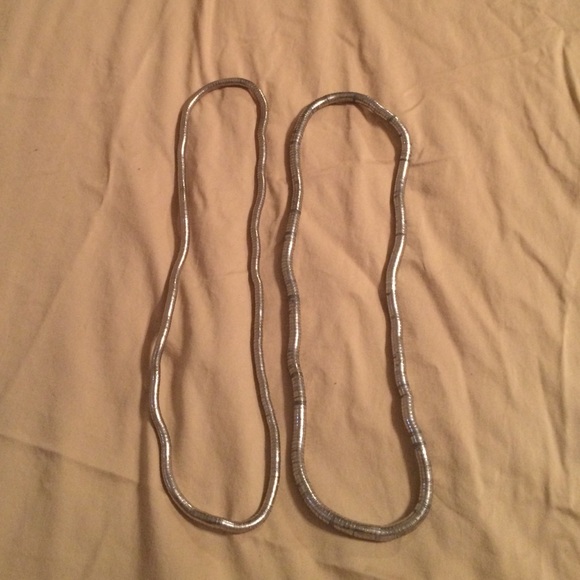 Necklace and bracelet set