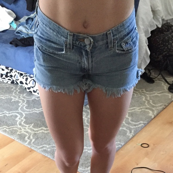 Levi Blue Jean shorts - Picture 4 of 4