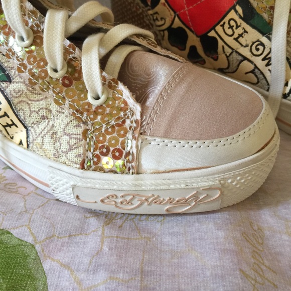 Ed Hardy - Picture 2 of 3