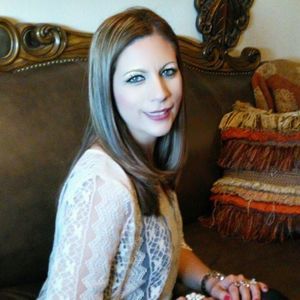 Meet your Posher, Dora elia