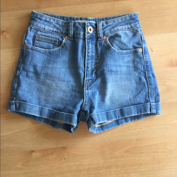 Bullhead Mom shorts - Picture 4 of 4