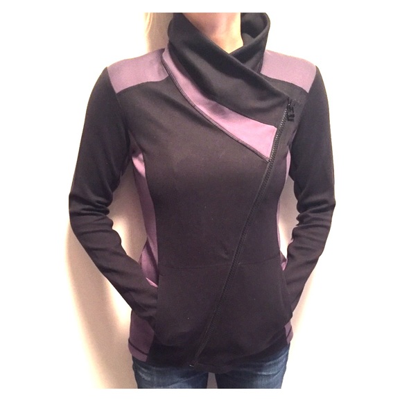 CAbi Black & grey athletic top