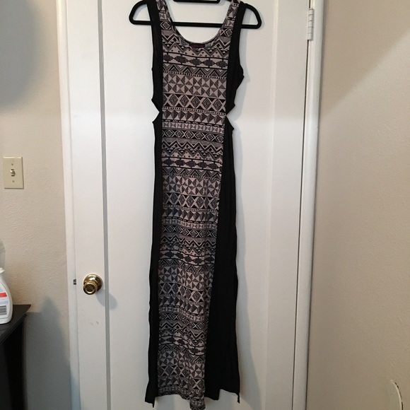 Maxi dress with cut outs
