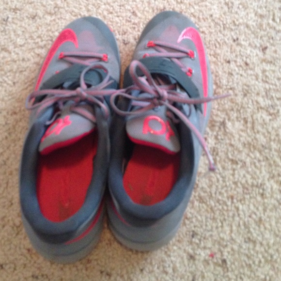 Nike kd basketball shoes