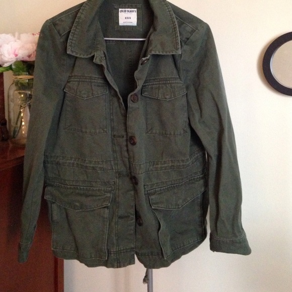 Forest green coat (traded)