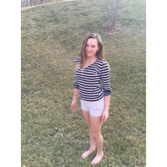 SM Black and White Jones New York Midsleeve shirt