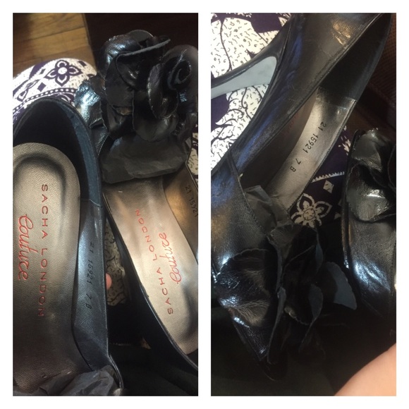 4in heels with flower in the front - Picture 4 of 4