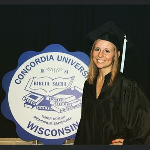 Meet your Posher, Madalyn